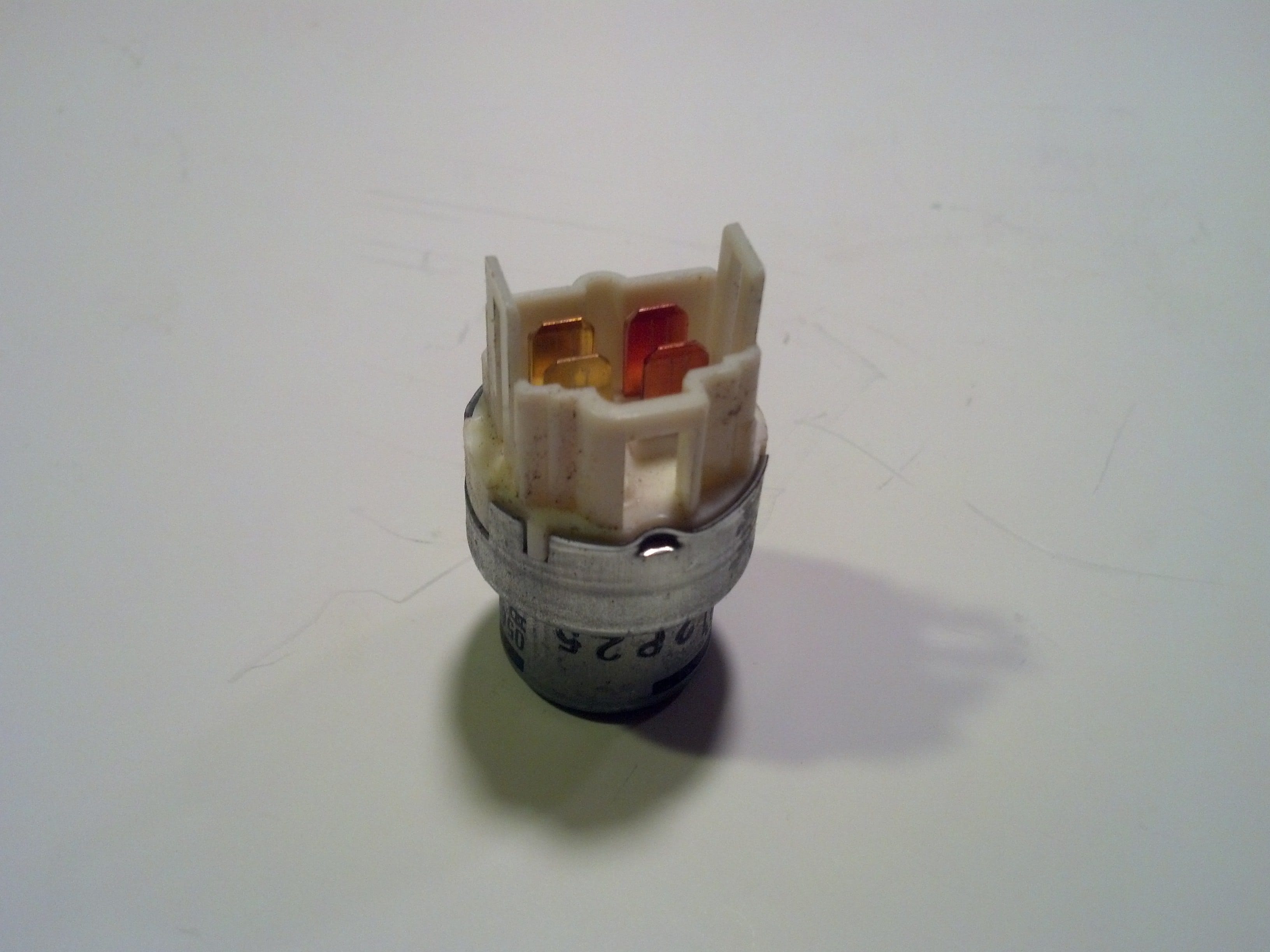 Clutch & Blower Relay AA0567005260 Denso